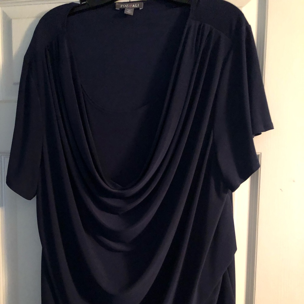 Navy 3x ROZ & ALI cowl draped top